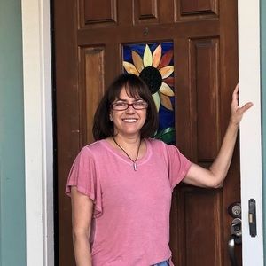 Meet your Posher, Wendy